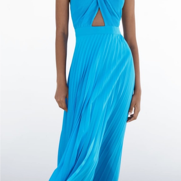 Zara Blue Halter Pleated Dress - Picture 3 of 6